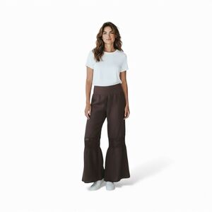 Yogi Brown high waisted Wide Leg crochet inlay 100% linen Pants size medium